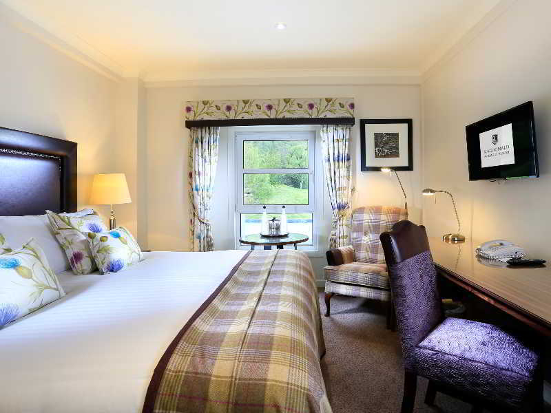 แมคโดนัล เอวิมอร์ โฮเต็ล Hotel อาวีมอร์ ภายนอก รูปภาพ